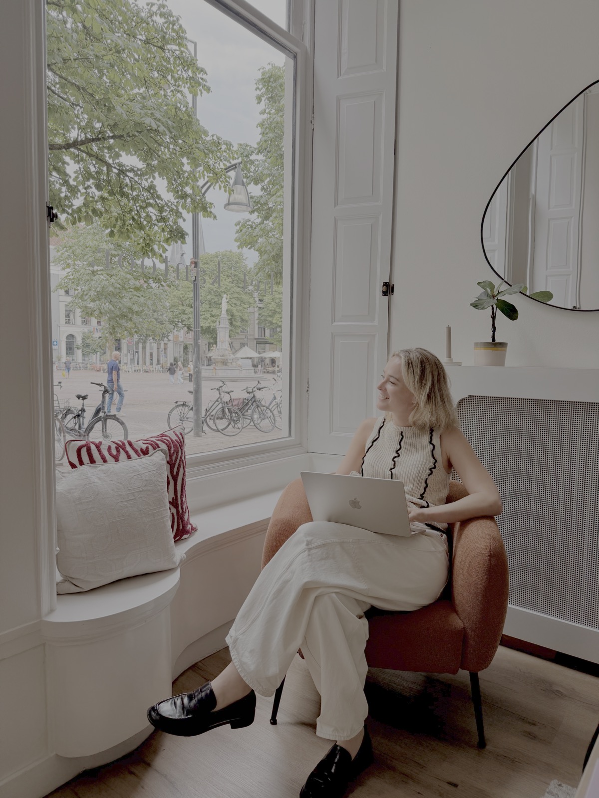 Lisan Marlijn aan het werk